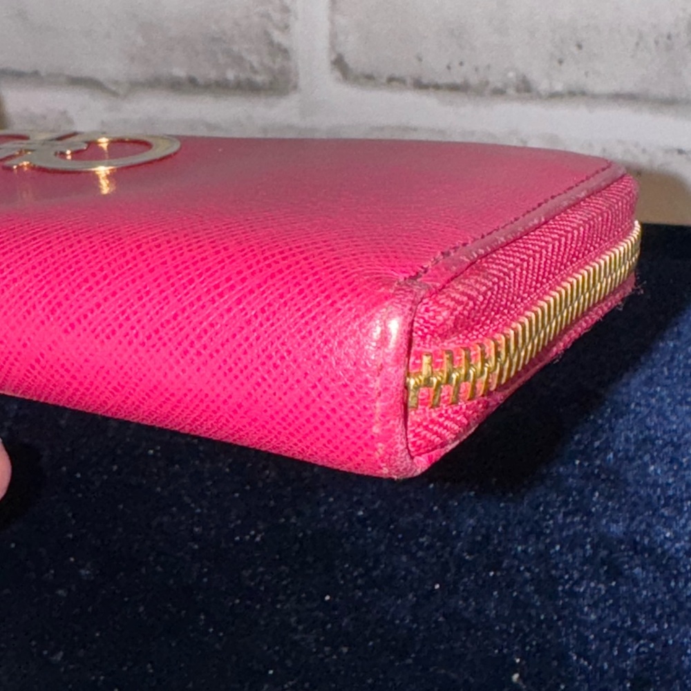 Salvatore Ferragamo Pink Serafino leather. - Picture 8 of 13